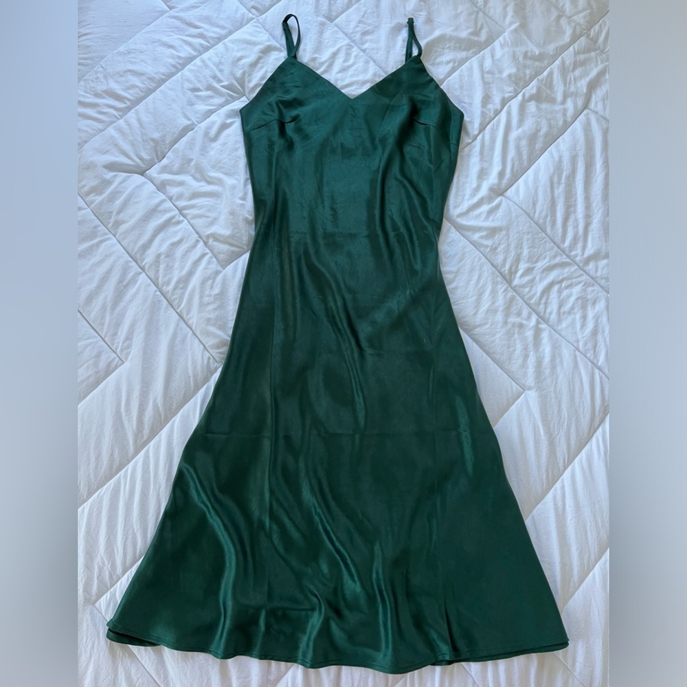 FORMAL EMERALD GREEN MIDI DRESS